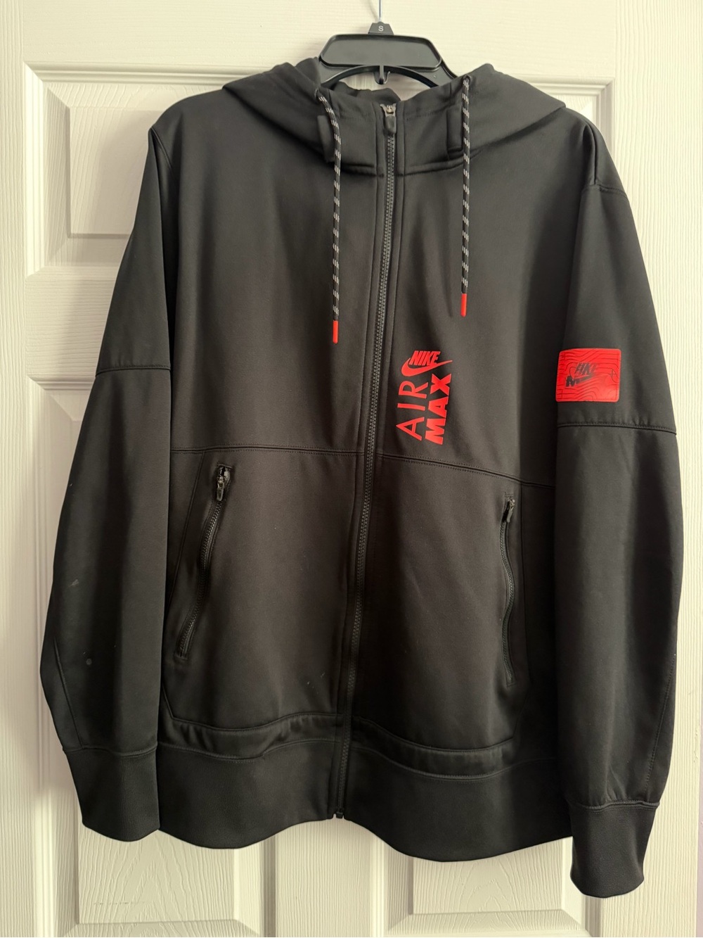 Nike Air Max Men's Black Zip-Up Hoodie Jacket and Pants